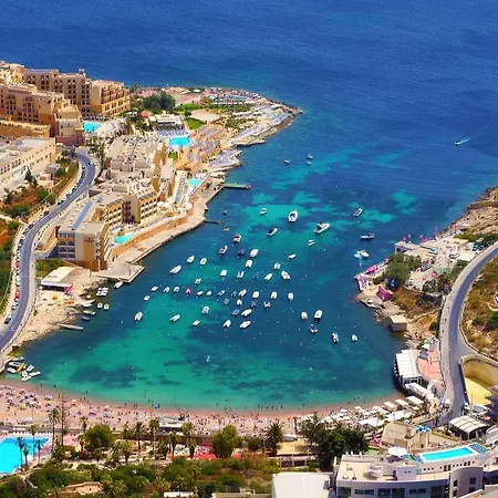 Apartment St Georges Bay Oasis Steps From The Saint Julian's