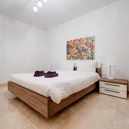 St Georges Bay Oasis Steps From The Apartment *