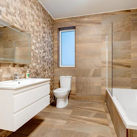 St Georges Bay Oasis Steps From The Saint Julian's