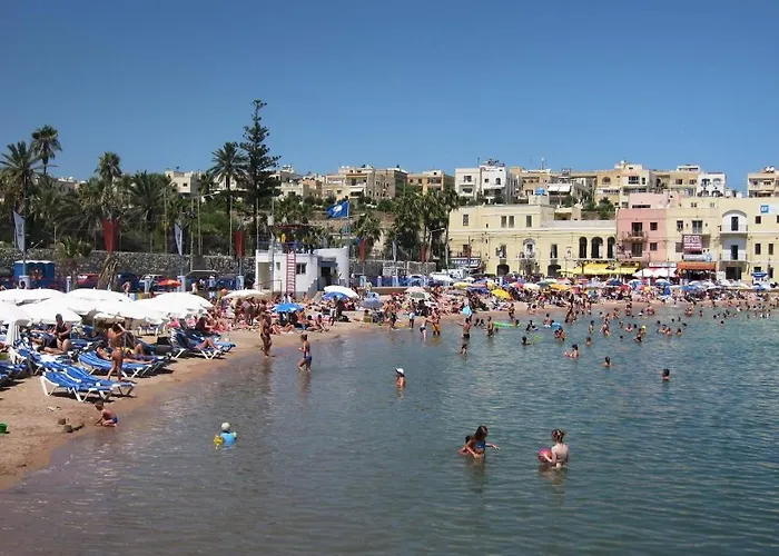 Apartamento St Georges Bay Oasis Steps From The