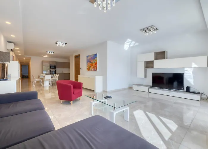 Apartamento St Georges Bay Oasis Steps From The