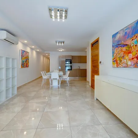 St Georges Bay Oasis Steps From The