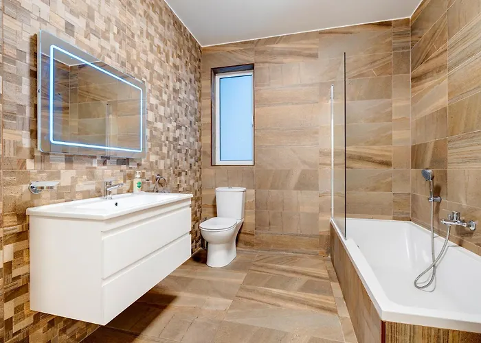 St Georges Bay Oasis Steps From The